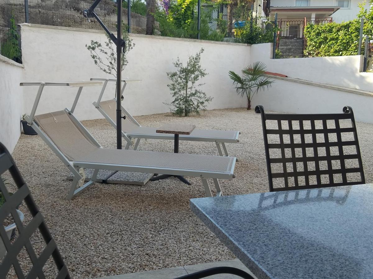 Casa Ferata - Holiday Home Vizinada Bagian luar foto